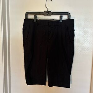 Vince Women's Black Flat Front Shorts